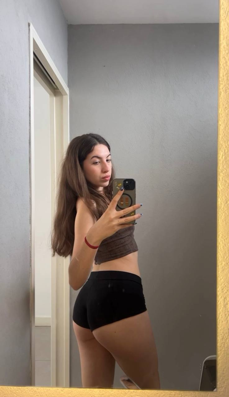 Amber in her underwear in Jerusalem