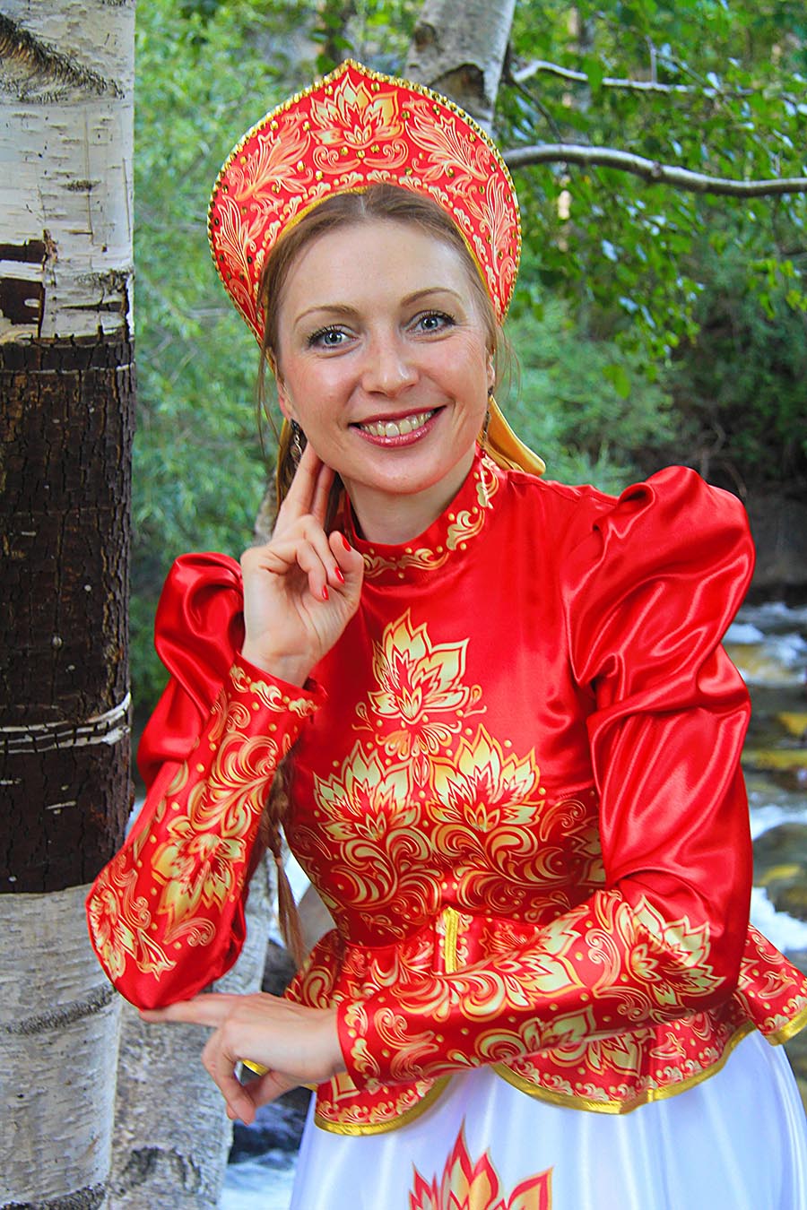 Women in Slavic costumes in Jerusalem